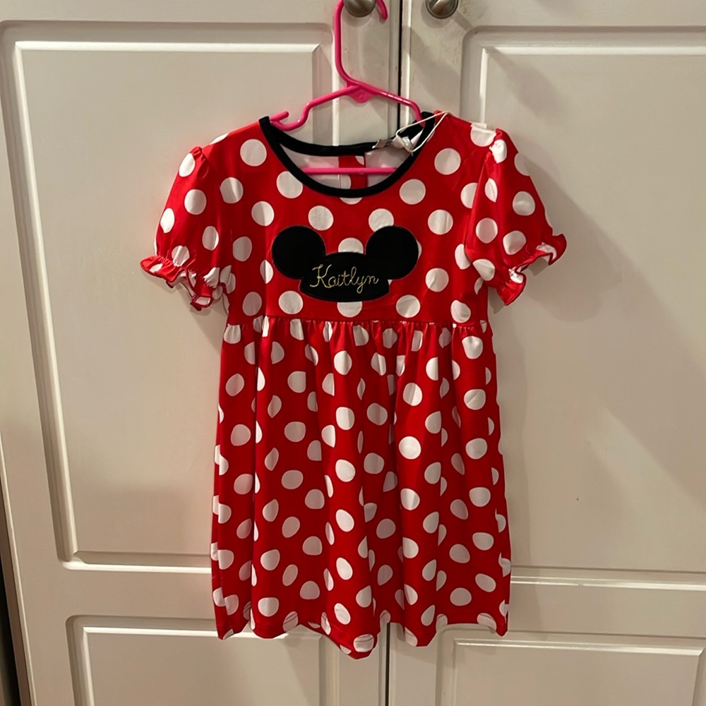 Smocking Dog personalized “Kaitlyn” dress NWT size 4t